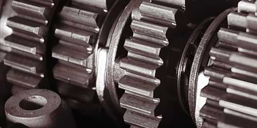 Hydraulic power unit whose oil is cooled by a plate heat exchanger